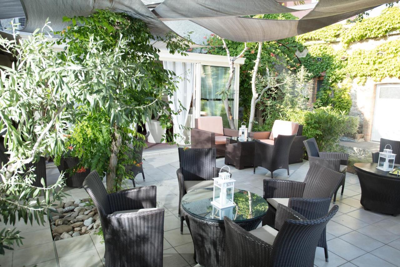Hotel Logis Auberge Cote Jardin Lézignan-Corbières Exteriér fotografie